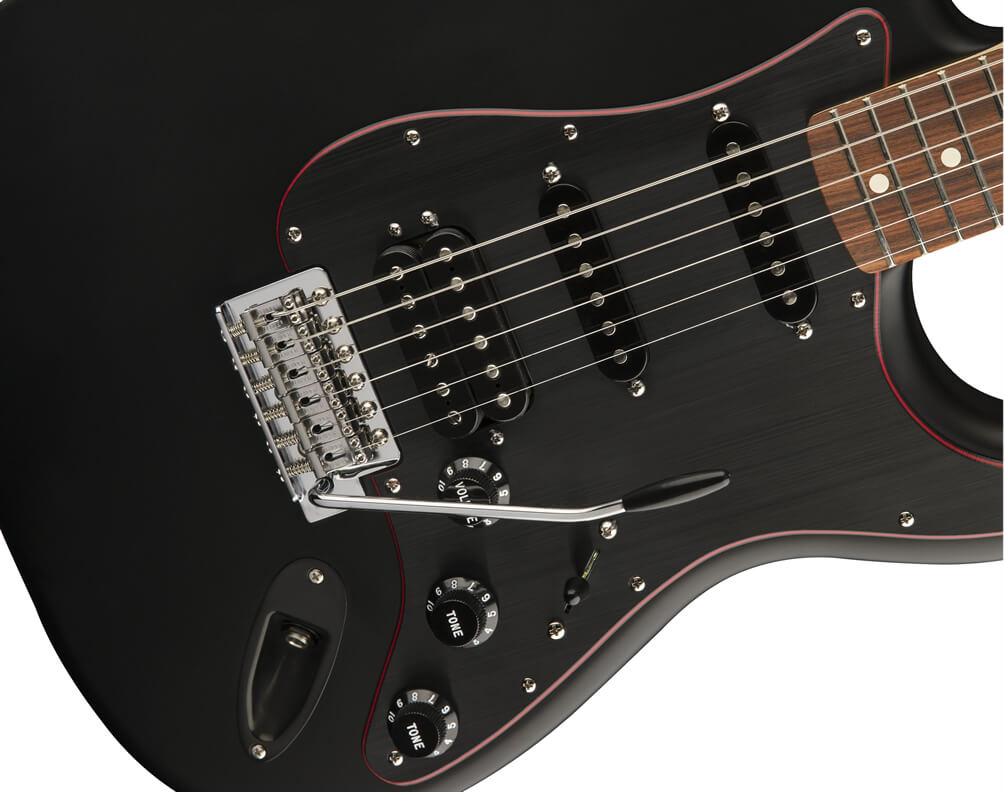 SPECIAL EDITION STRATCASTER NOIR：ボディ