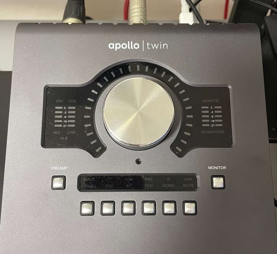 UNIVERSAL AUDIO Apollo x4 オーディオインターフェイス